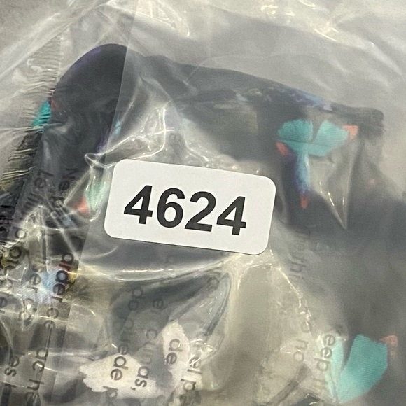 New! Victoria's Secret Electric Butterflies Shine Strap Bikini Top 4624 - Picture 8 of 8